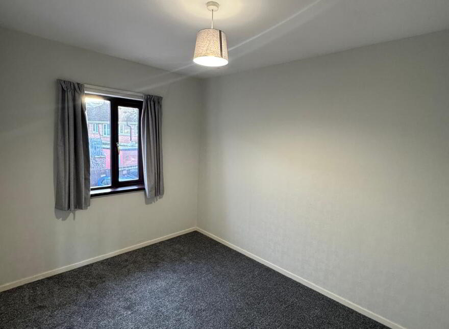 Flat 8 Lynden Gate, 50 Knockbreda Road, Belfast, BT6 0JB
