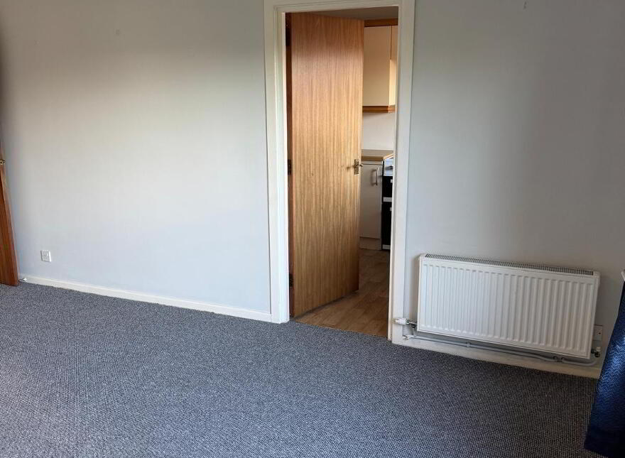 Flat 8 Lynden Gate, 50 Knockbreda Road, Belfast, BT6 0JB