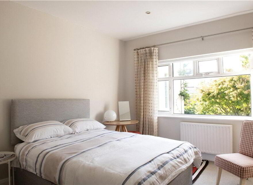 6 Saval Park Road, Dalkey, A96X962