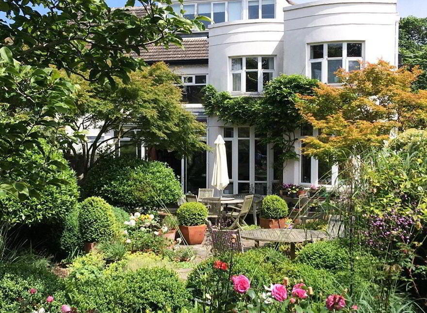 6 Saval Park Road, Dalkey, A96X962