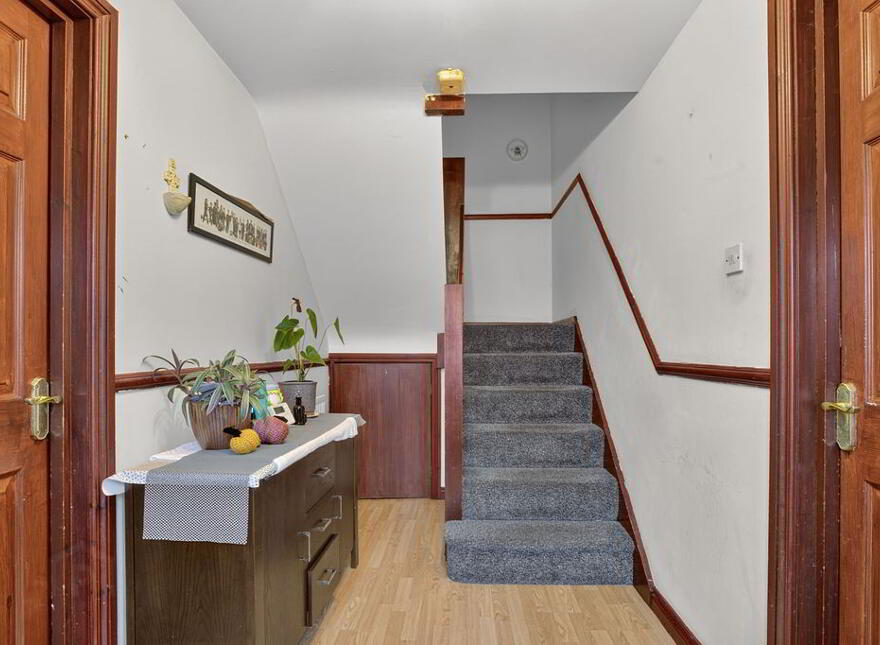 8 The Isles, Antrim, BT41 4UR