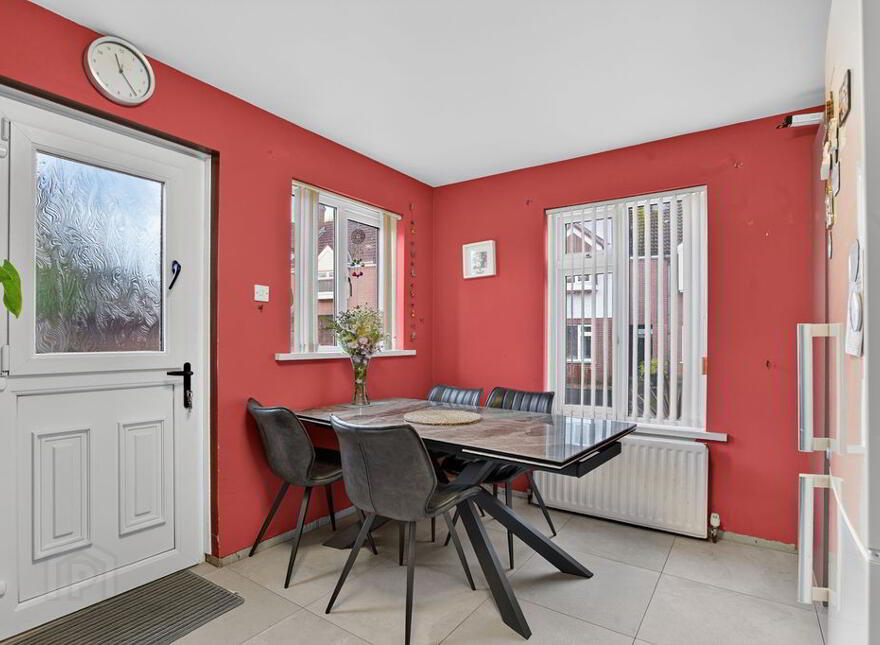 8 The Isles, Antrim, BT41 4UR