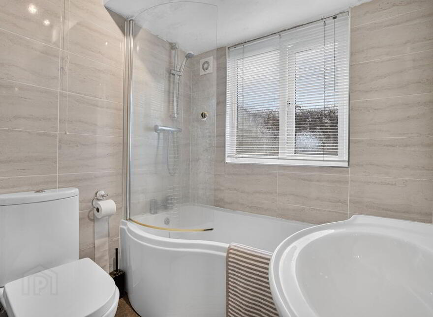 8 The Isles, Antrim, BT41 4UR