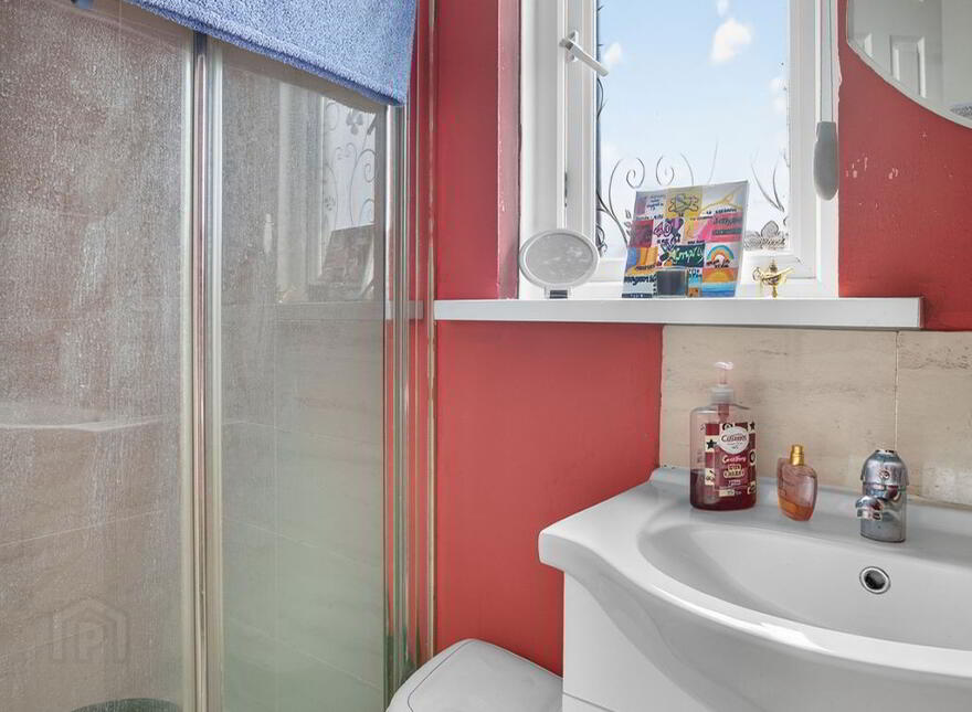8 The Isles, Antrim, BT41 4UR