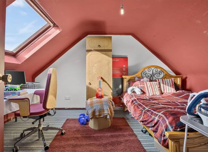 8 The Isles, Antrim, BT41 4UR