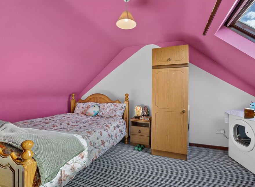 8 The Isles, Antrim, BT41 4UR