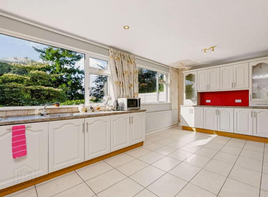 152 Rochestown Avenue, Dún Laoghaire, Dun Laoghaire, A96HF74