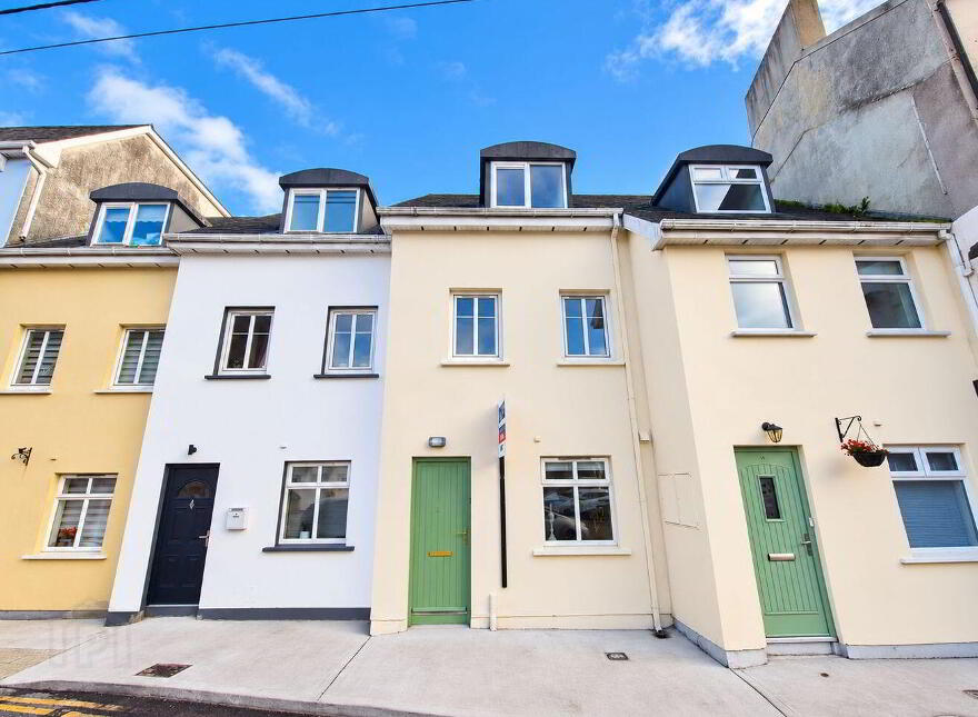 12 Main Street, Passage West, T12WV8K