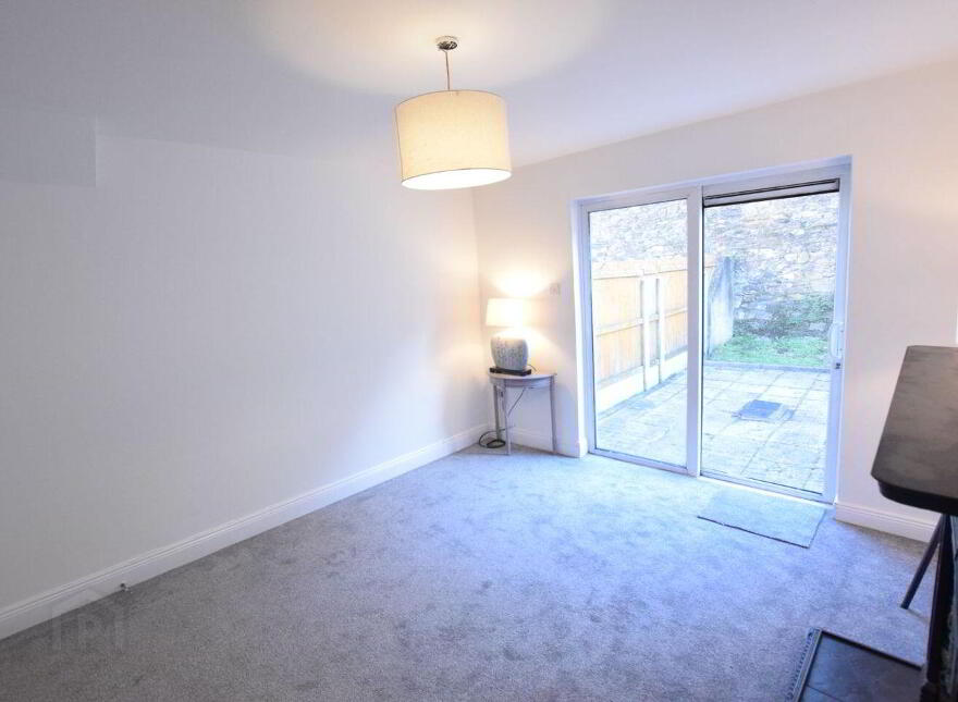 12 Main Street, Passage West, T12WV8K