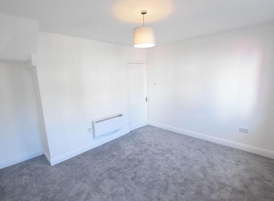 12 Main Street, Passage West, T12WV8K