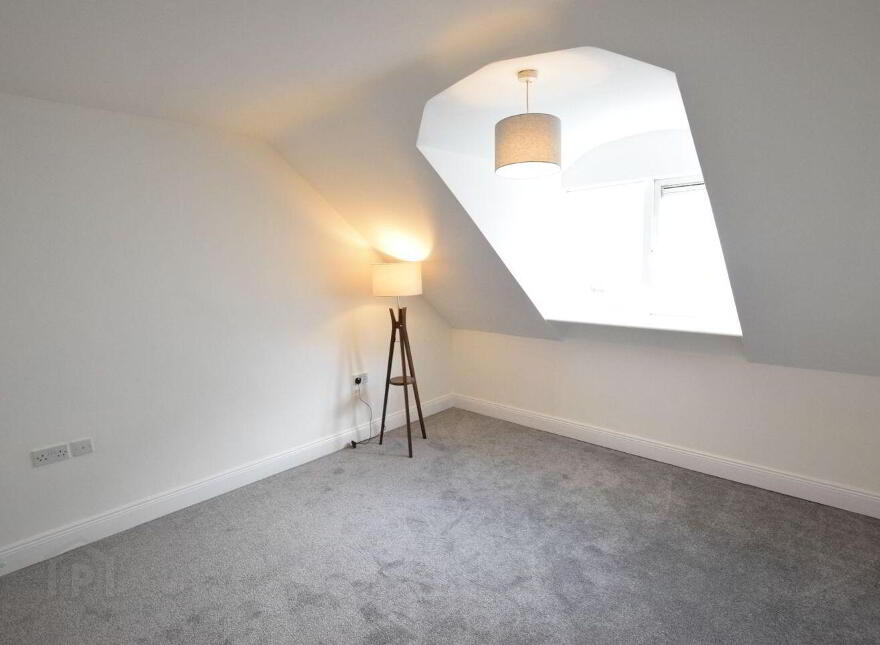 12 Main Street, Passage West, T12WV8K