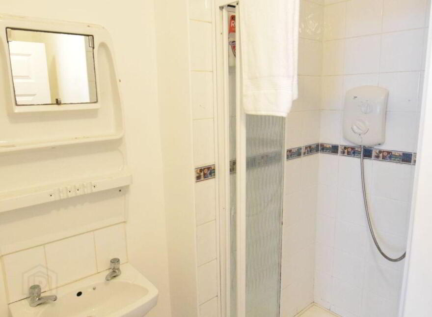 12 Main Street, Passage West, T12WV8K