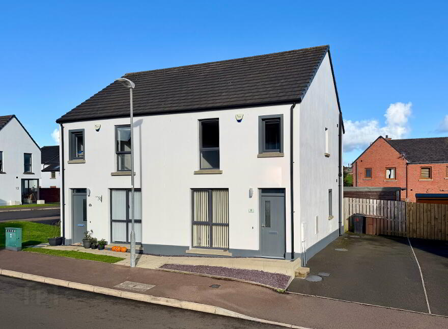 8 Galvally Close, Portstewart, BT55 7TZ