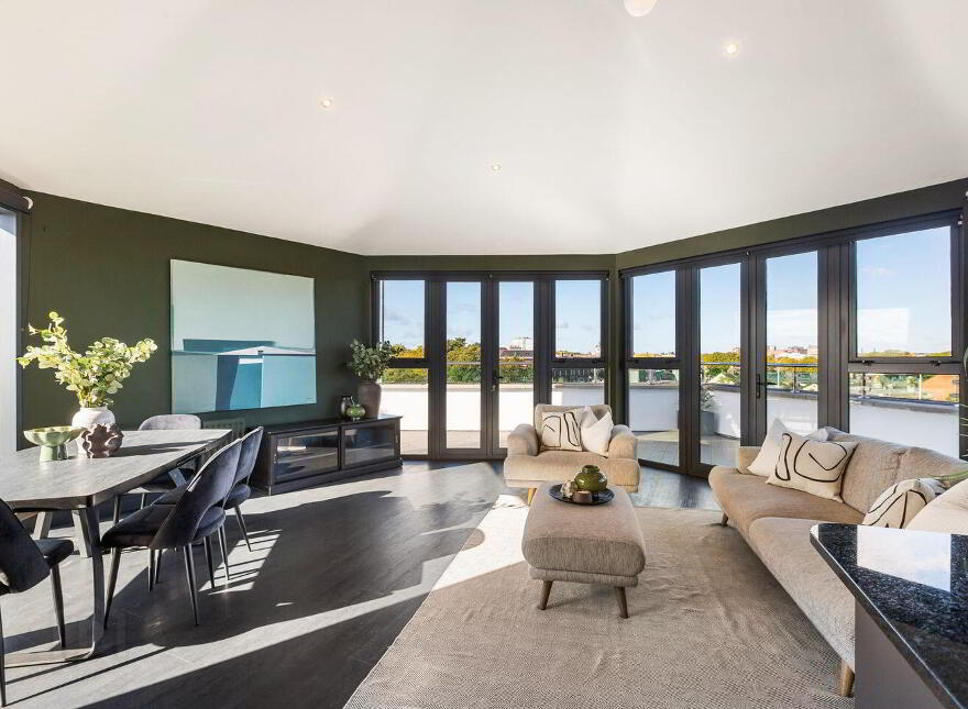The Penthouse, 10 Grove Village, Grove Road, Rathmines, Rathmines, D06PK85