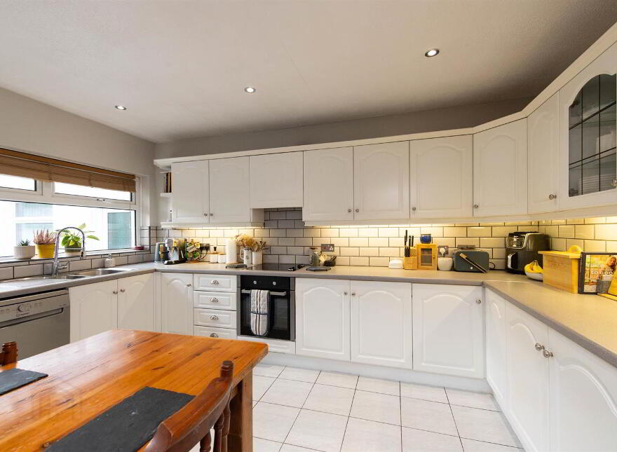 11 Beechgrove, Ballynahinch, BT24 8NQ