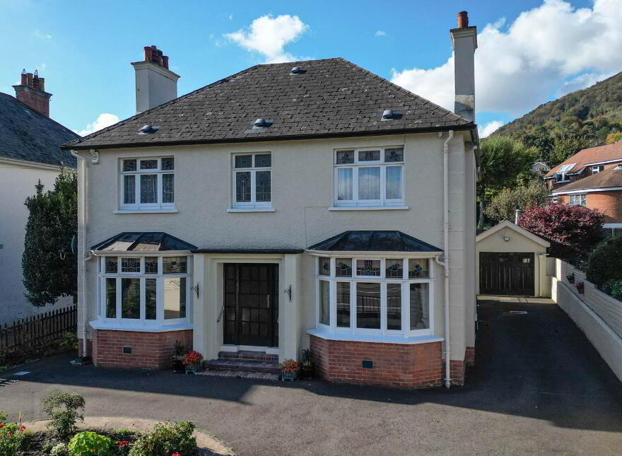 608 Antrim Road, Belfast, BT15 5GN