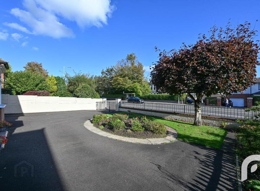608 Antrim Road, Belfast, BT15 5GN