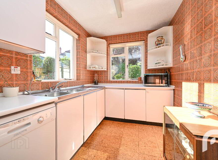 608 Antrim Road, Belfast, BT15 5GN