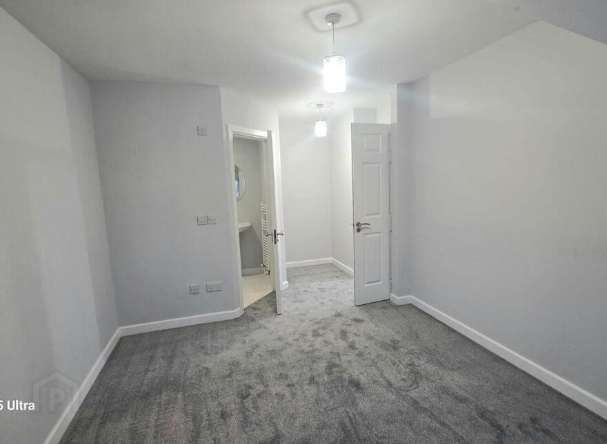 18 Marine Gates, Carrignafoy, Cobh, P24TR50