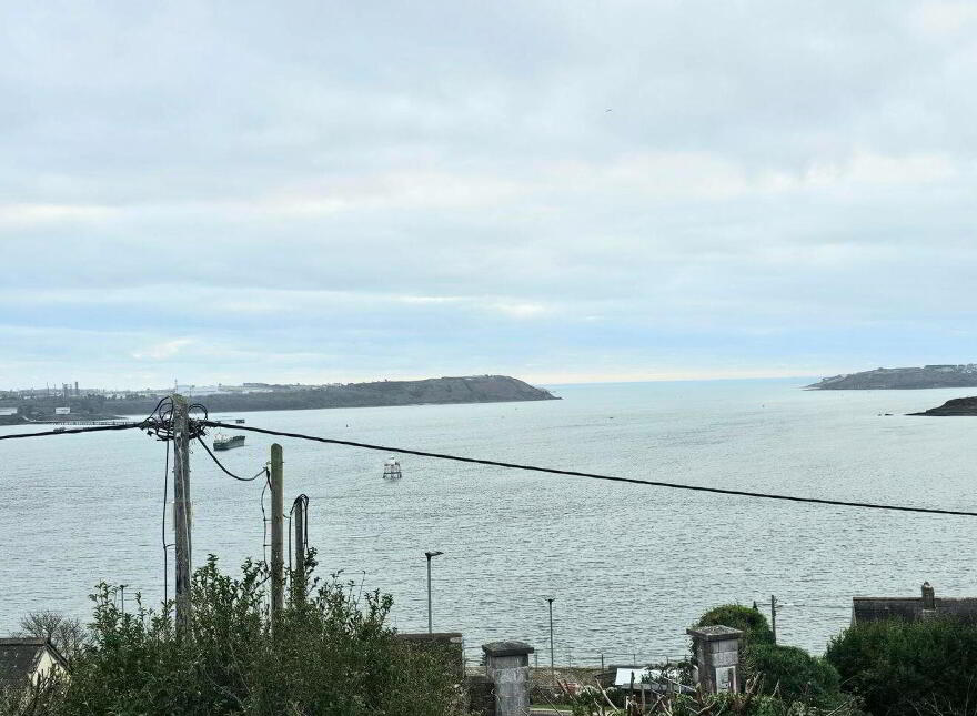 18 Marine Gates, Carrignafoy, Cobh, P24TR50