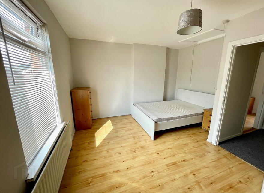 151 Tates Avenue, Belfast, Belfast, BT12 6NA