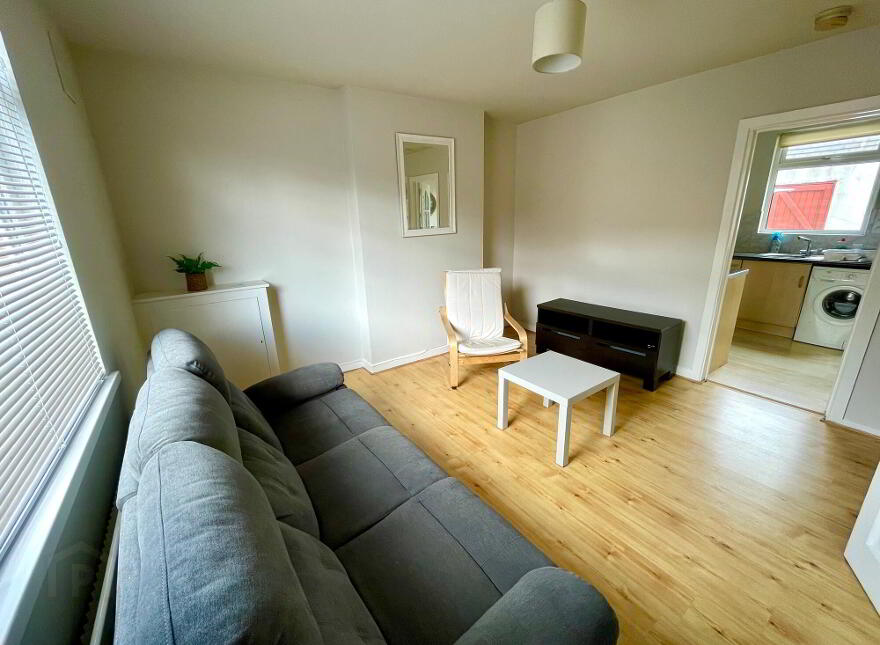 151 Tates Avenue, Belfast, Belfast, BT12 6NA