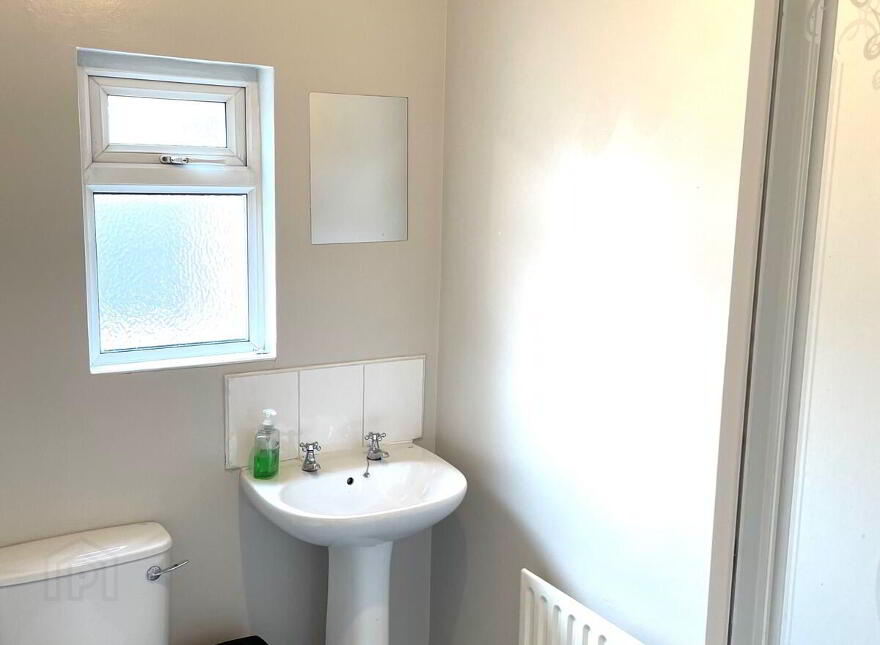 151 Tates Avenue, Belfast, Belfast, BT12 6NA