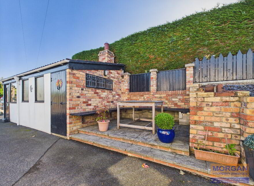 10 Glenvale Road, Newry, BT34 2JX