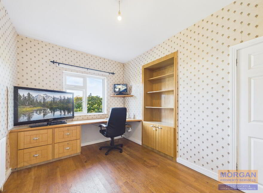 10 Glenvale Road, Newry, BT34 2JX