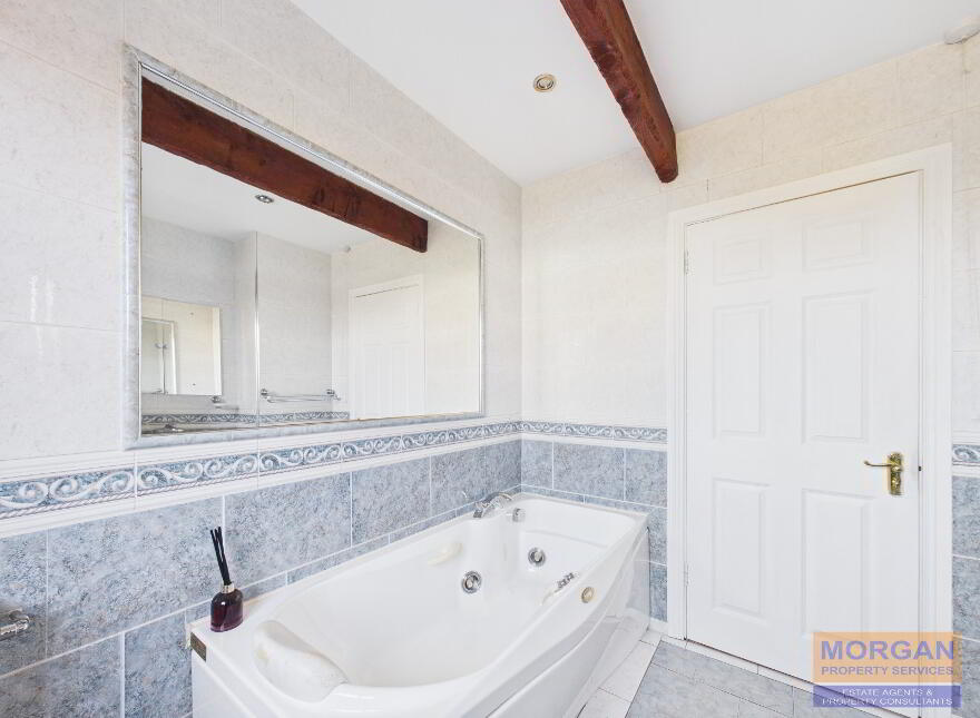 10 Glenvale Road, Newry, BT34 2JX