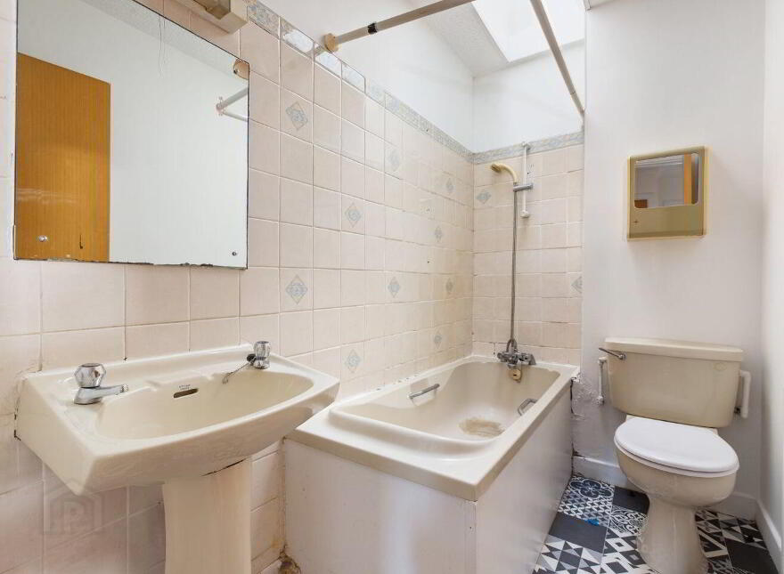 4 Derrickbawn Court, Ballinteer Road, Ballinteer, Ballinteer, D16CC64