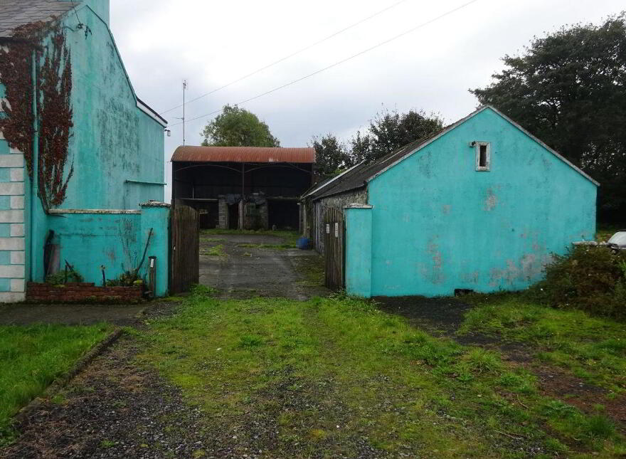 Menlough Village, Menlough, H53RW94