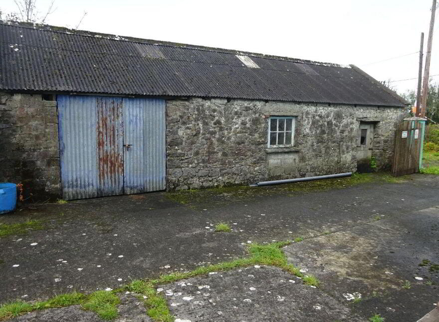 Menlough Village, Menlough, H53RW94