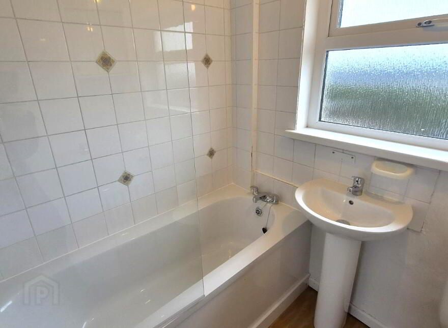 Bann Drive, Irish Street, Waterside, L'Derry, BT47 2HL