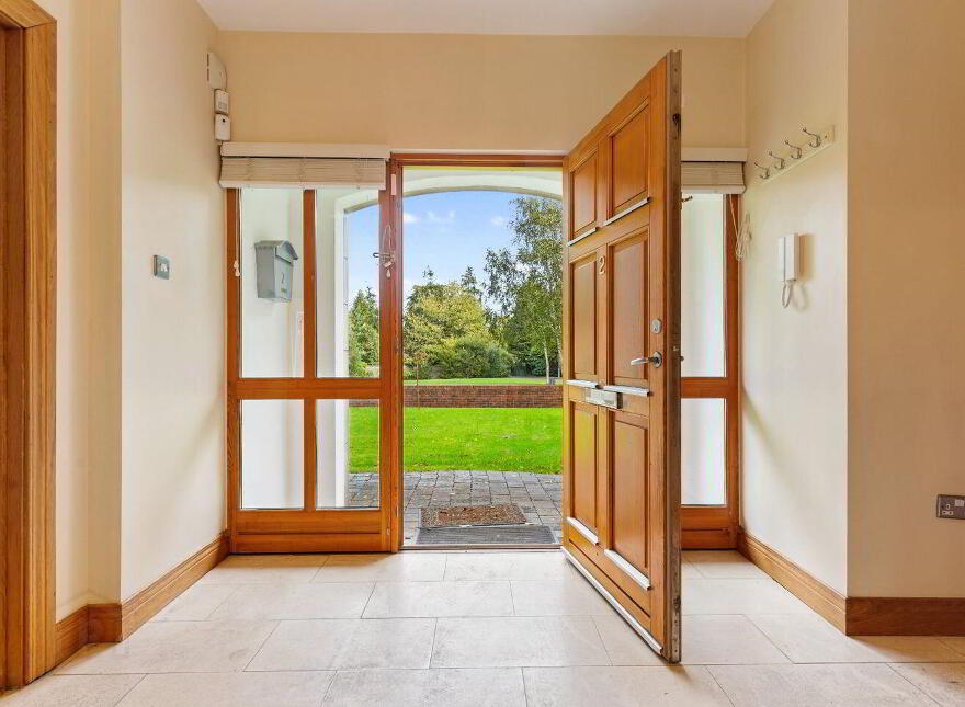 2 White Gables, Rathmichael, D18EW77
