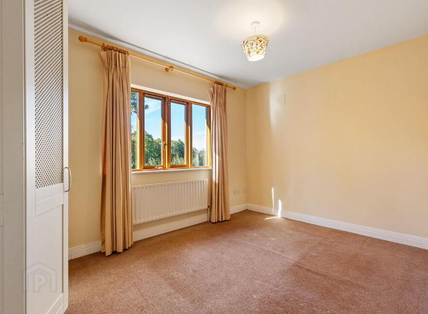2 White Gables, Rathmichael, D18EW77