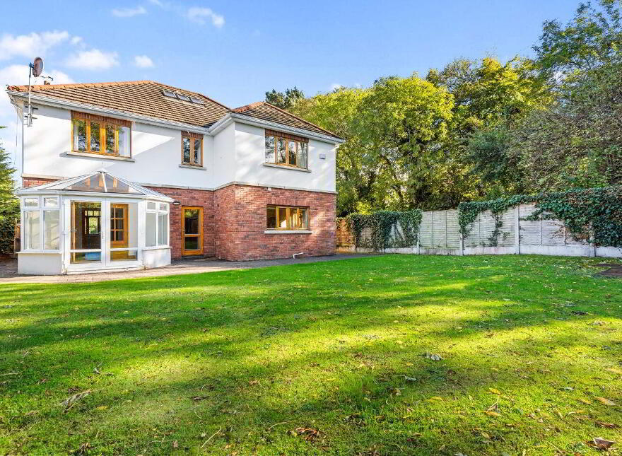 2 White Gables, Rathmichael, D18EW77
