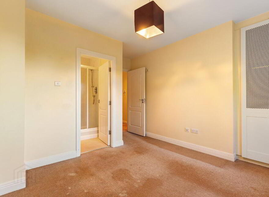 2 White Gables, Rathmichael, D18EW77