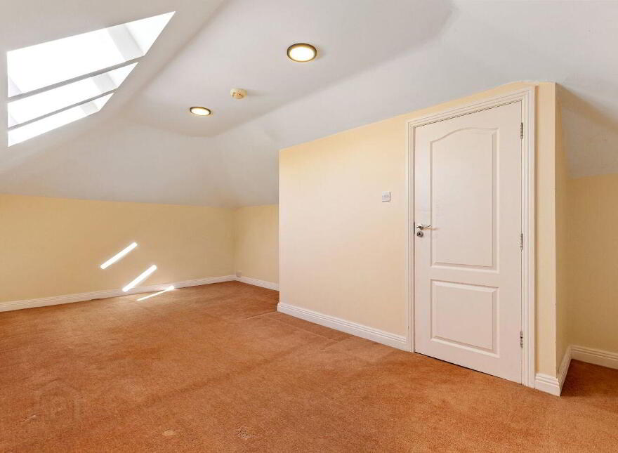 2 White Gables, Rathmichael, D18EW77