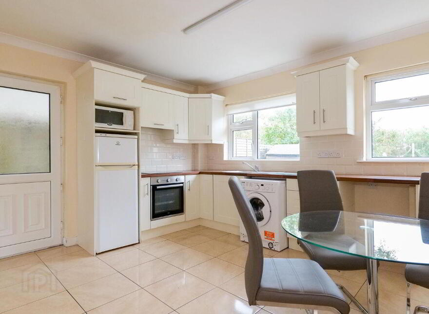 84 Sandyvale Lawn, Headford Road, H91E33W