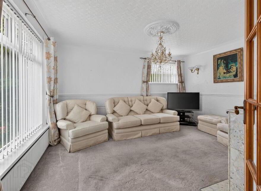 44 Carrickmannin Gardens, Bangor, BT19 1SX