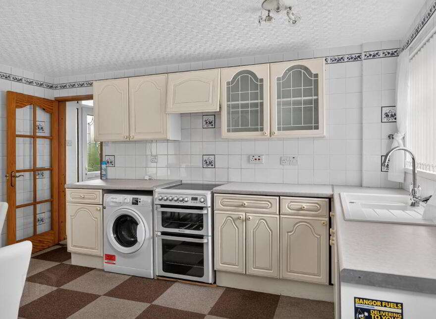 44 Carrickmannin Gardens, Bangor, BT19 1SX