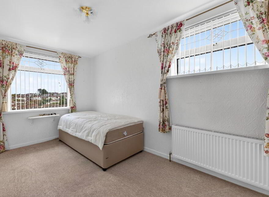44 Carrickmannin Gardens, Bangor, BT19 1SX