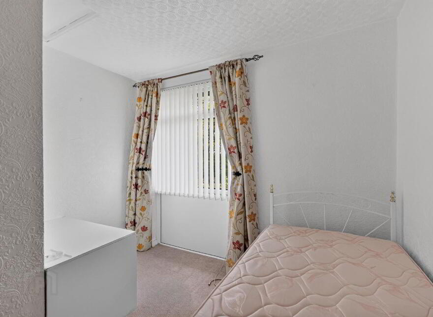 44 Carrickmannin Gardens, Bangor, BT19 1SX