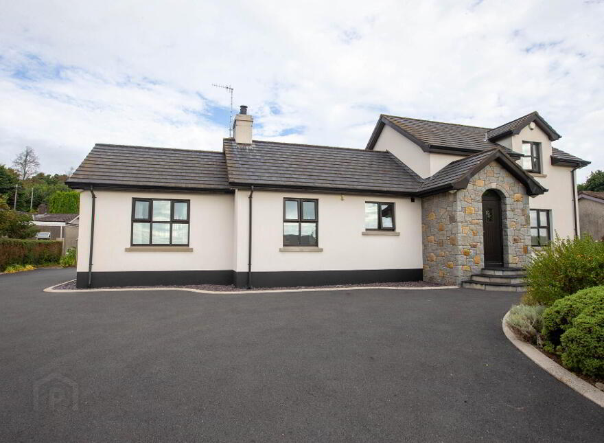 Myrtle Cottage, 14 Drumbuck Road, Castlewellan, BT31 9BS