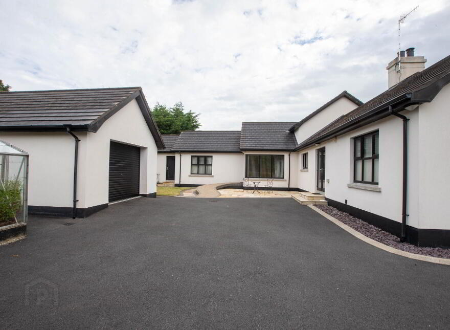 Myrtle Cottage, 14 Drumbuck Road, Castlewellan, BT31 9BS