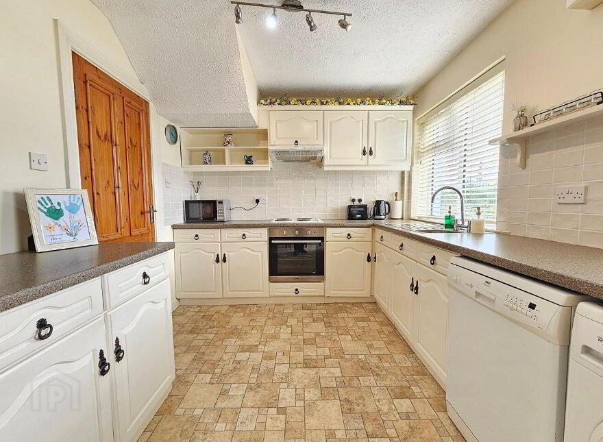 8 Orchard Lane, Hermitage, Ennis, V95E2RD