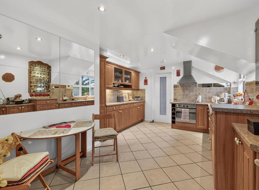 9 Bayside Apartments, 24 Ballyholme Road, Bangor, BT20 5JS