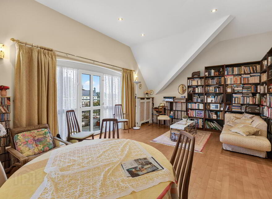 9 Bayside Apartments, 24 Ballyholme Road, Bangor, BT20 5JS