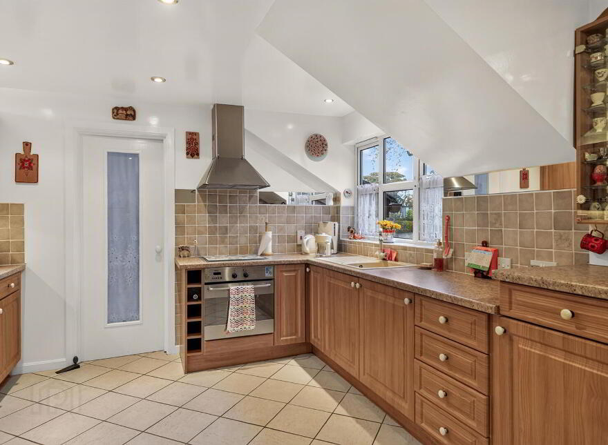 9 Bayside Apartments, 24 Ballyholme Road, Bangor, BT20 5JS